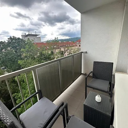 Apartrip Komenskeho 아파트 *