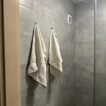 Apartrip Komenskeho 아파트 *